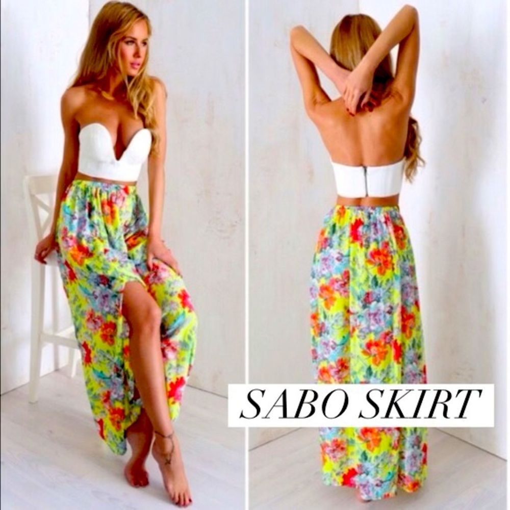 Sabo Skirt floral maxi skirt w leg slit